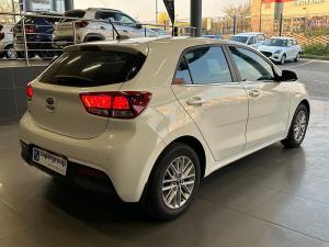 Kia Rio hatch 1.4 EX auto - Image 7