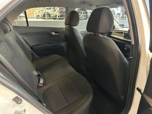 Kia Rio hatch 1.4 EX auto - Image 8