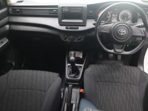 Toyota Rumion 1.5 S - Image 8