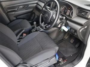 Toyota Rumion 1.5 S - Image 9