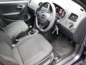 Volkswagen Polo Vivo hatch 1.4 Trendline - Image 8