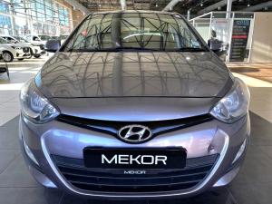 Hyundai i20 1.4 Glide - Image 10