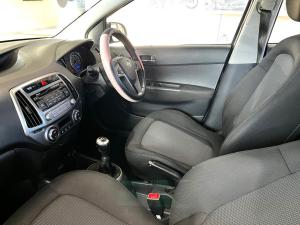 Hyundai i20 1.4 Glide - Image 3