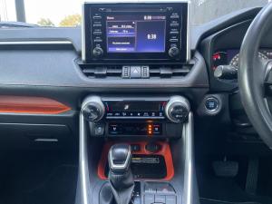 Toyota RAV4 2.0 GX-R AWD - Image 16