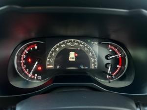 Toyota RAV4 2.0 GX-R AWD - Image 11