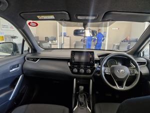 Toyota Corolla Cross 1.8 Xi - Image 6