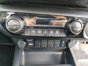 Toyota Hilux 2.8GD-6 double cab Legend auto - Image 17