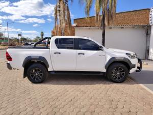 Toyota Hilux 2.8GD-6 double cab Legend auto - Image 3