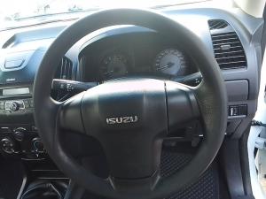 Isuzu D-Max 250 double cab Hi-Ride - Image 8
