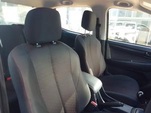 Isuzu D-Max 250 double cab Hi-Ride - Image 10