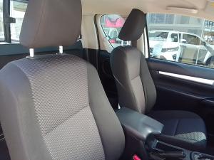 Toyota Hilux 2.4GD-6 Xtra cab SRX auto - Image 11