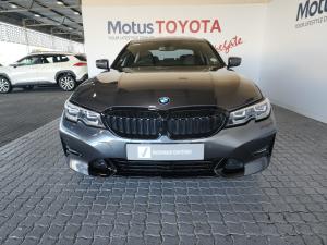 BMW 318i M Sport Launch Edition automatic - Image 4