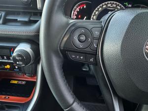 Toyota RAV4 2.0 GX-R AWD - Image 9