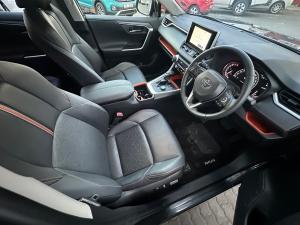 Toyota RAV4 2.0 GX-R AWD - Image 16