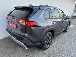 Toyota RAV4 2.0 GX-R AWD - Image 2