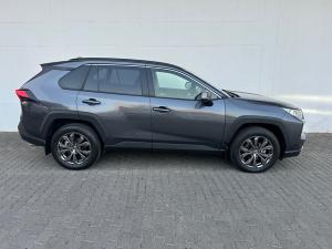 Toyota RAV4 2.0 GX-R AWD - Image 3