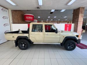 Toyota Land Cruiser 79 2.8GD-6 double cab - Image 3