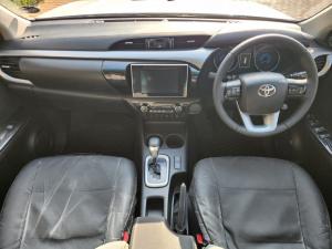 Toyota Hilux 2.8GD-6 double cab Raider auto - Image 6