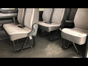 Toyota Hiace 2.5D-4D bus 14-seater GL - Image 15