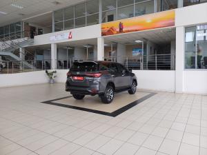 Toyota Fortuner 2.8GD-6 4x4 - Image 2