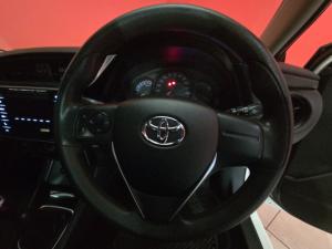 Toyota Corolla Quest Plus 1.8 - Image 8