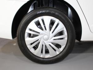 Volkswagen Polo 1.6 - Image 21