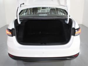 Volkswagen Polo 1.6 - Image 7