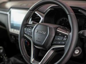 Isuzu D-Max 1.9TD Extended cab LS manual - Image 34