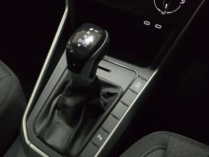 Volkswagen Polo hatch 1.0TSI Life auto - Image 21