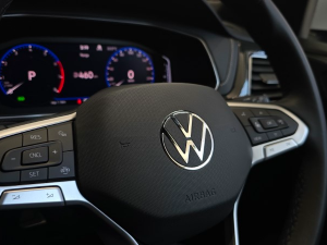 Volkswagen T-Cross 1.0TSI R-Line - Image 9
