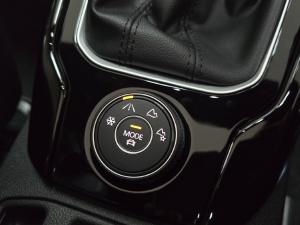 Volkswagen T-Roc 2.0TSI 4Motion R-Line - Image 22