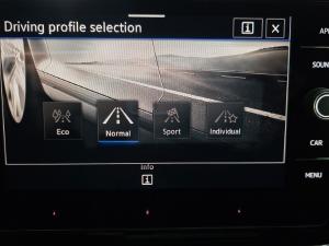 Volkswagen T-Roc 2.0TSI 4Motion R-Line - Image 5