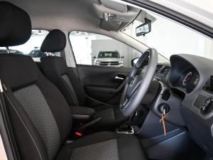 Volkswagen Polo Vivo hatch 1.6 Life - Image 12