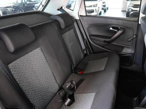 Volkswagen Polo Vivo hatch 1.6 Life - Image 15