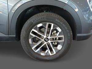 Hyundai Venue 1.0T Fluid auto - Image 16