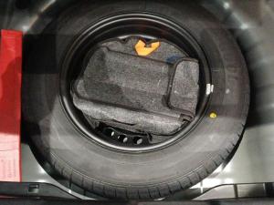 Hyundai Venue 1.0T Fluid auto - Image 18