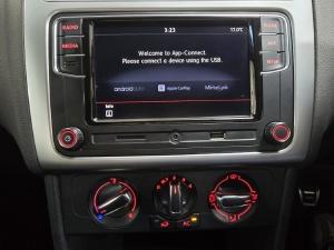 Volkswagen Polo Vivo hatch 1.4 Trendline - Image 9