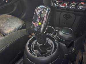 MINI Hatch Cooper S Hatch 5-door - Image 16