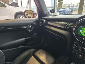 MINI Hatch Cooper S Hatch 5-door - Image 19