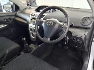 Toyota Yaris 1.3 T3 Spirit sedan - Image 11