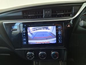 Toyota Corolla 1.8 Prestige - Image 13
