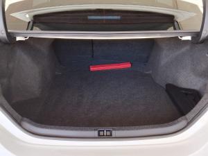 Toyota Corolla 1.8 Prestige - Image 14