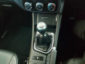 Toyota Corolla 1.8 Prestige - Image 17