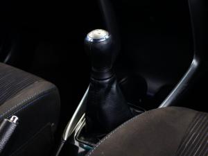 Toyota Yaris 1.5 Xs - Image 11