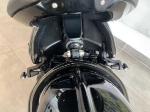 Triumph Bonneville Bobber Black - Image 7