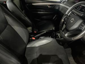 Suzuki Ciaz 1.5 GLX manual - Image 12