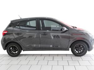 Hyundai Grand i10 1.0 Executive hatch - Image 16