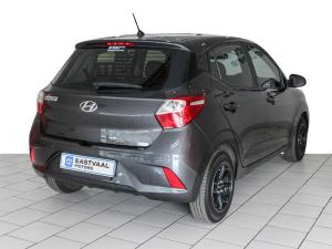 Hyundai Grand i10 1.0 Executive hatch - Image 18