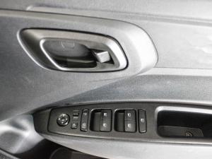 Hyundai Grand i10 1.0 Executive hatch - Image 5