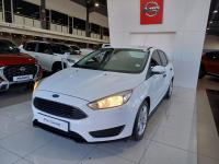 Thumbnail Ford Focus sedan 1.0T Ambiente